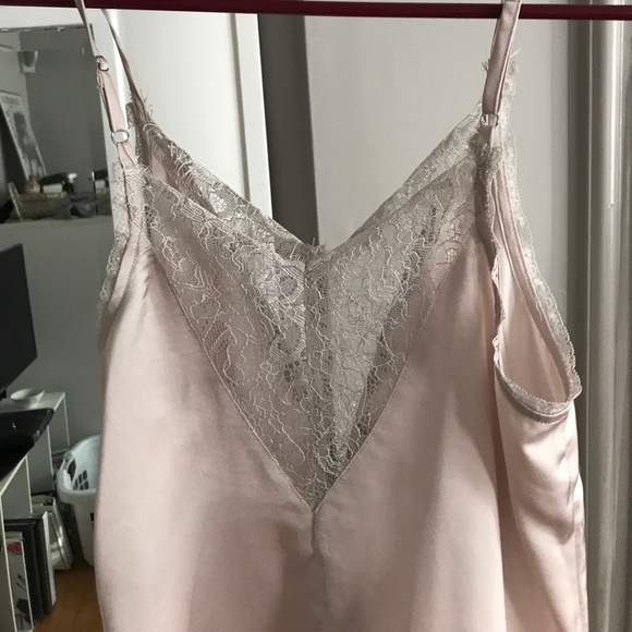 Brandy Melville Slip Lace Pink Top - Picture 2 of 3