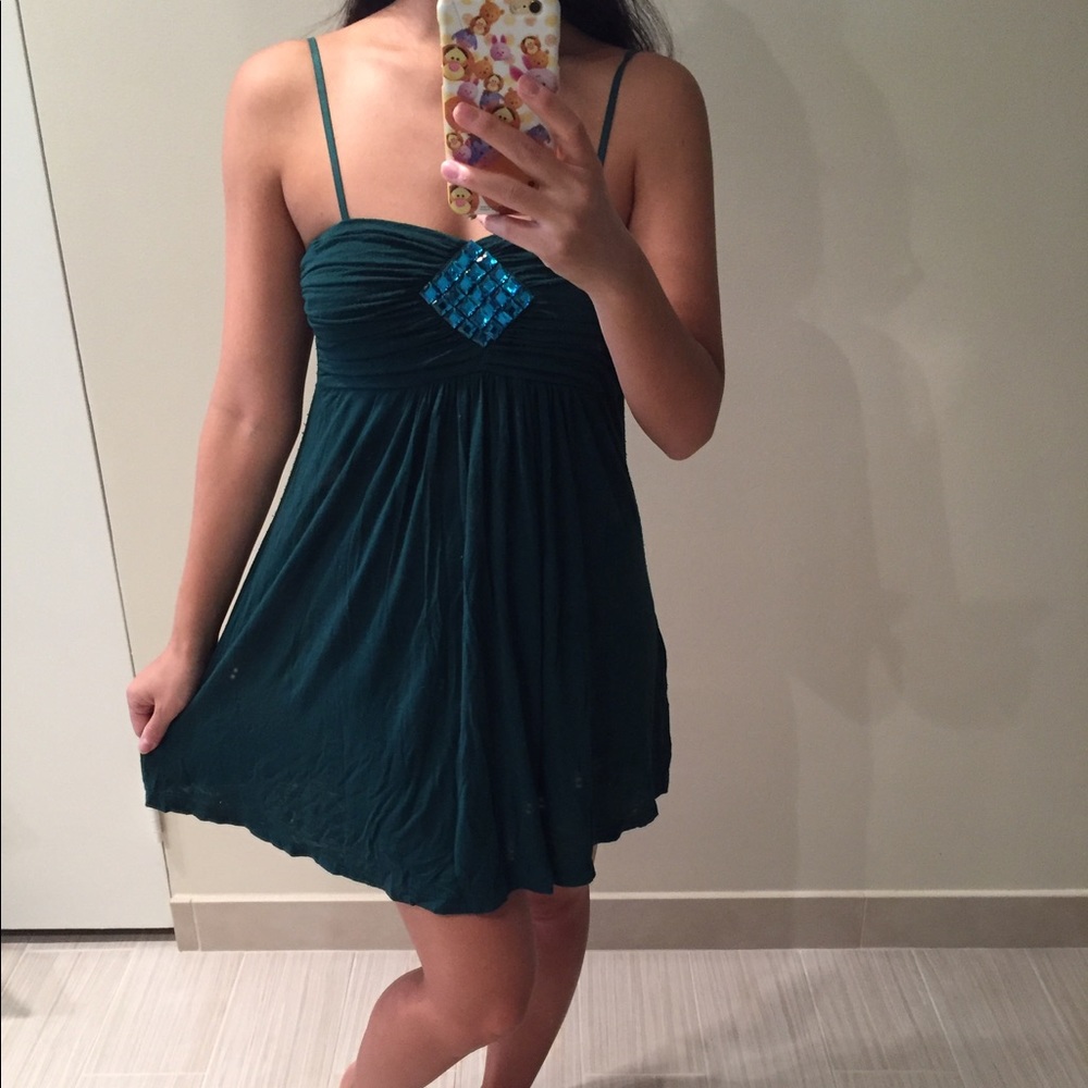 💜 5 for $25 Dark green/blue jeweled party dress