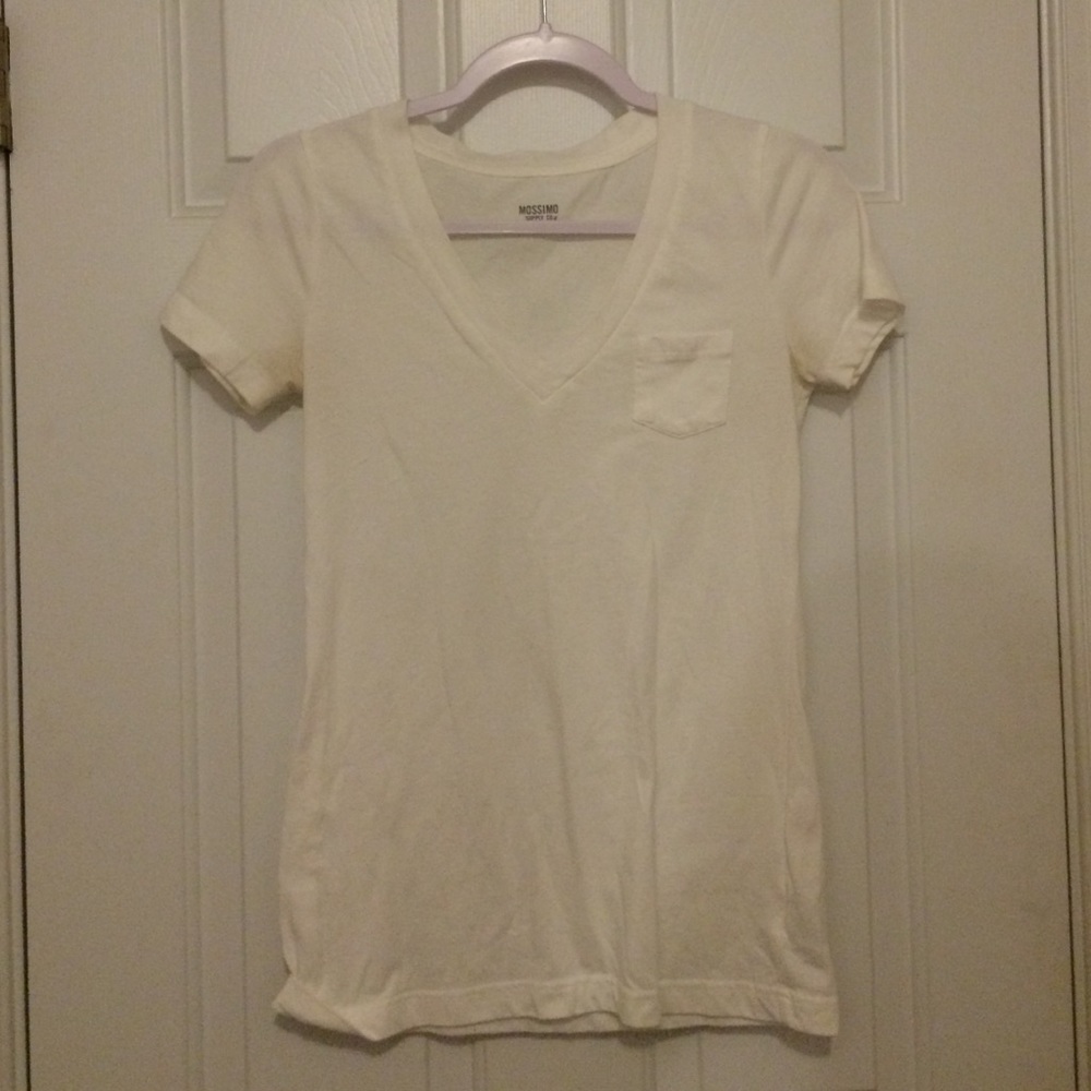 white t shirt