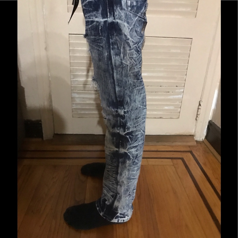 Icy wash destroyed slim fit Jeans - Picture 7 of 8