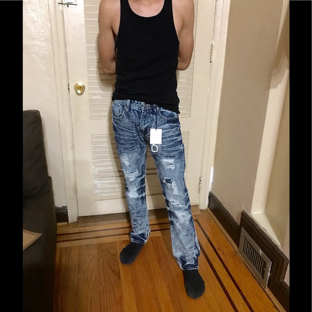 Icy wash destroyed slim fit Jeans - Picture 2 of 8