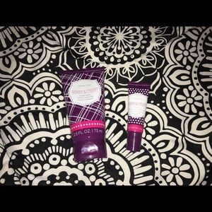 Mary Kay Berry &a Cream Gift Set