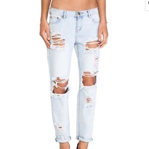 One teaspoon ripped boyfriend jeans