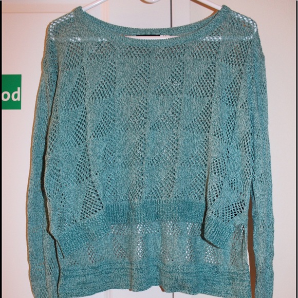 Urban Outfitters Tops - Urban Outfitters Cropped Sweater