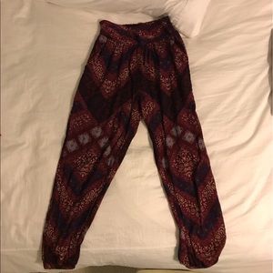 Patterned loose pants