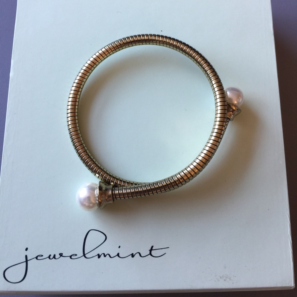 Jewelmint Snake Pearl Bracelet
