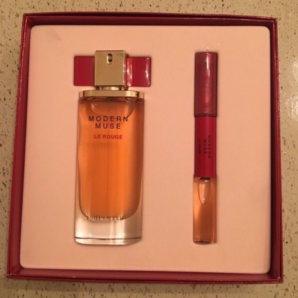Estée Lauder Modern Muse Le Rogue