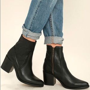 Steve Madden Black Heeled Booties -- NEW