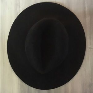 FLOPPY FEDORA