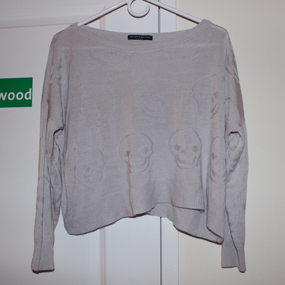 Brandy Melville Tops - Cropped Skull Printed Sweater