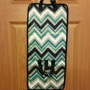 Thirty-One Timeless Beauty Bag