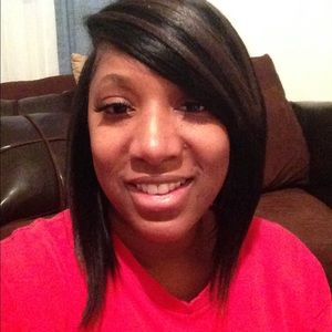 Meet your Posher, Amelia