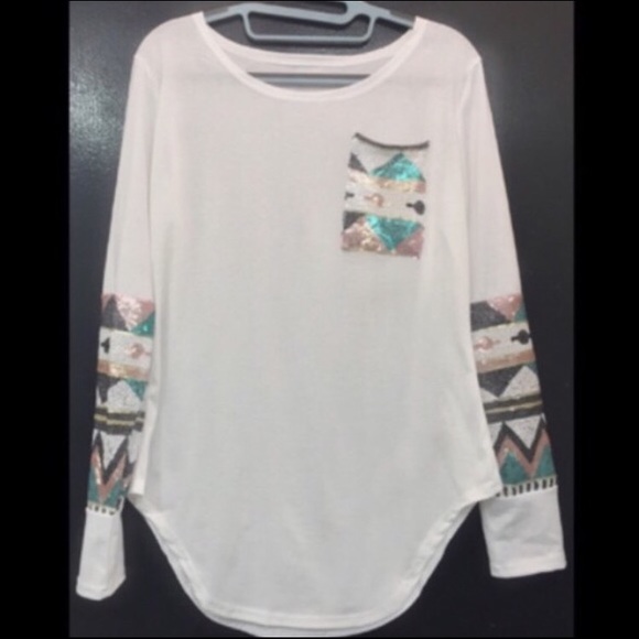 Unique Tunic with Sequin pocket & cuffs - Picture 2 of 3