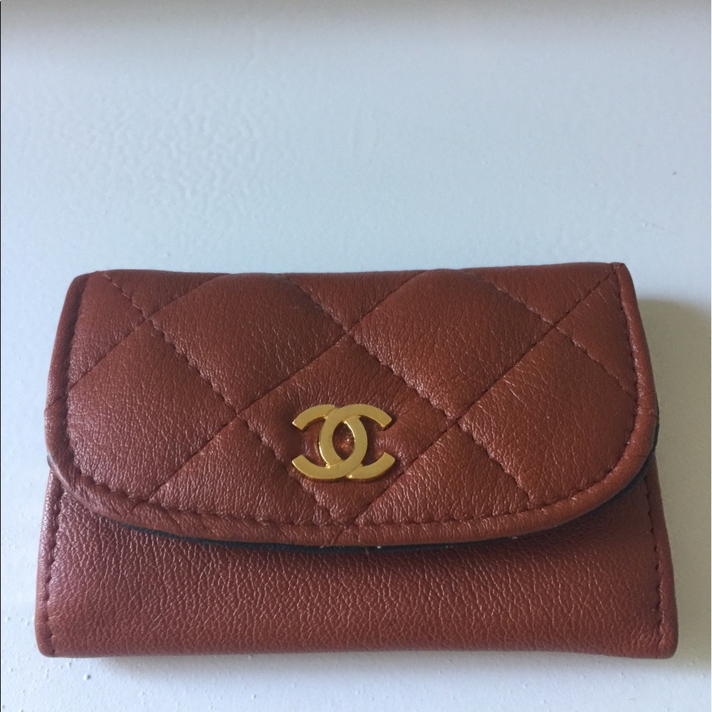 Authentic Chanel key holder !MUST GO!