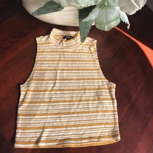 Mock neck crop top✨🌻