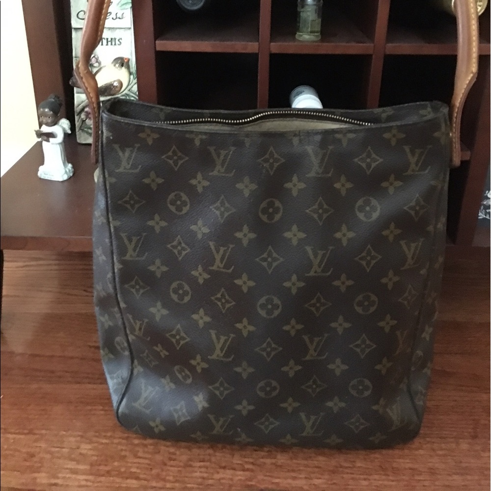 100% Authentic Louis Vuitton purse 👌🏽 Not Replic