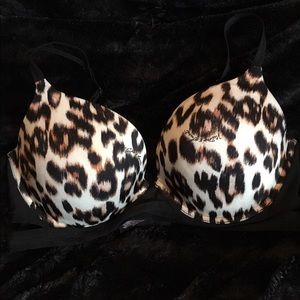 LOWEST Victoria's Secret Very Sexy Push up