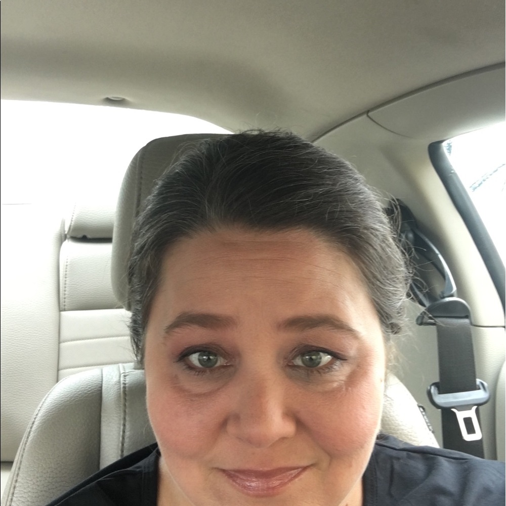 Meet your Posher, Ann