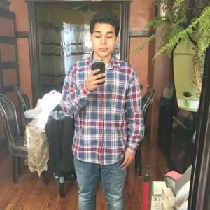 Meet your Posher, Ismael