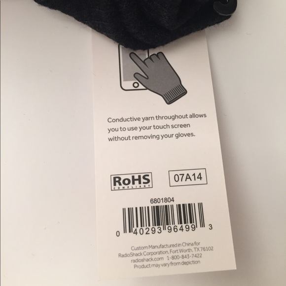 NWT. Whole Hand Touch Screen Gloves. Radio Shack - Picture 3 of 4