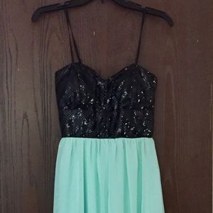 🎉Sale!! Homecoming sequined high low dress