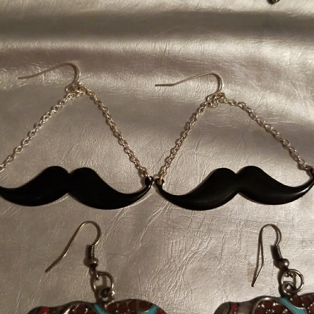 Mustache earrings