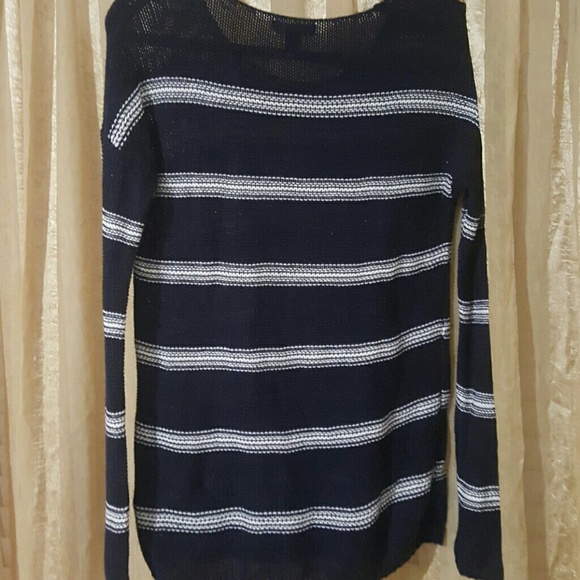100% Cotton Gap Sweater - Picture 2 of 3