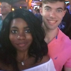 Meet your Posher, Ash