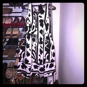 🛍Gorgeous B&W floral A-Line Talbots Dress SZ 2 🎉