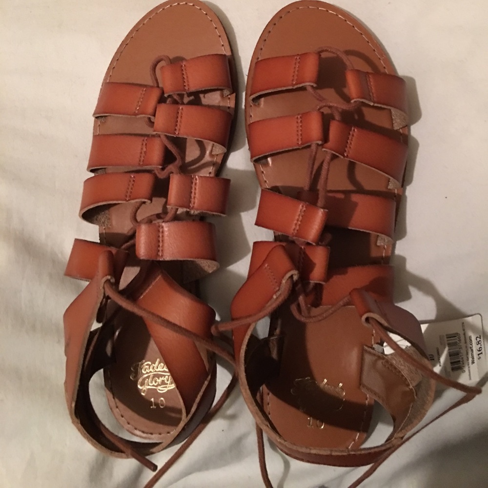 size 10, faded glory gladiator sandals