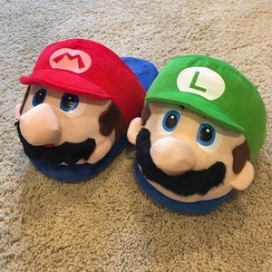 Super Mario bros Mario and Luigi slippers