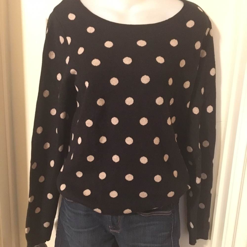 Polka dot sweater.