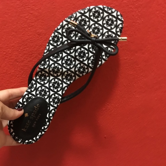 Kate Spade Sandals - Picture 3 of 8