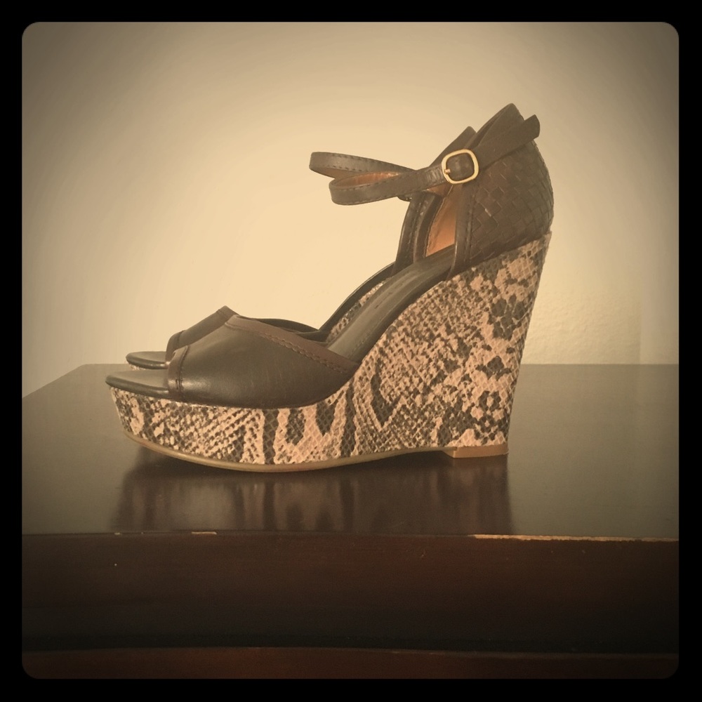 Banana Republic Wedges