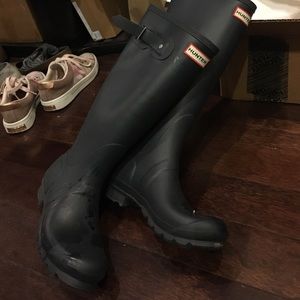 Hunters rain boot size 7