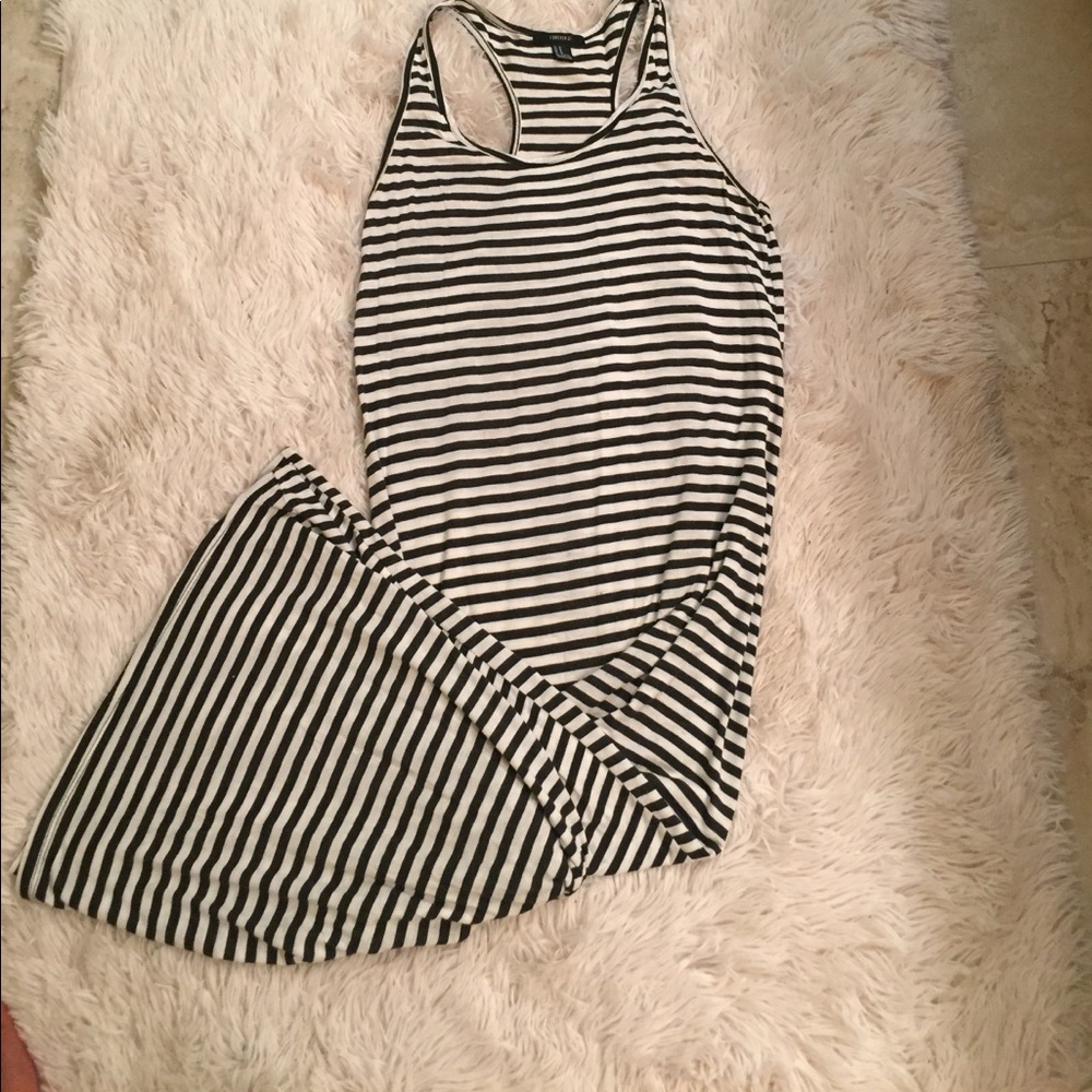 Super Cute Basic Black and White Maxi