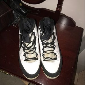 Air Jordan retro 9 (2010 release )