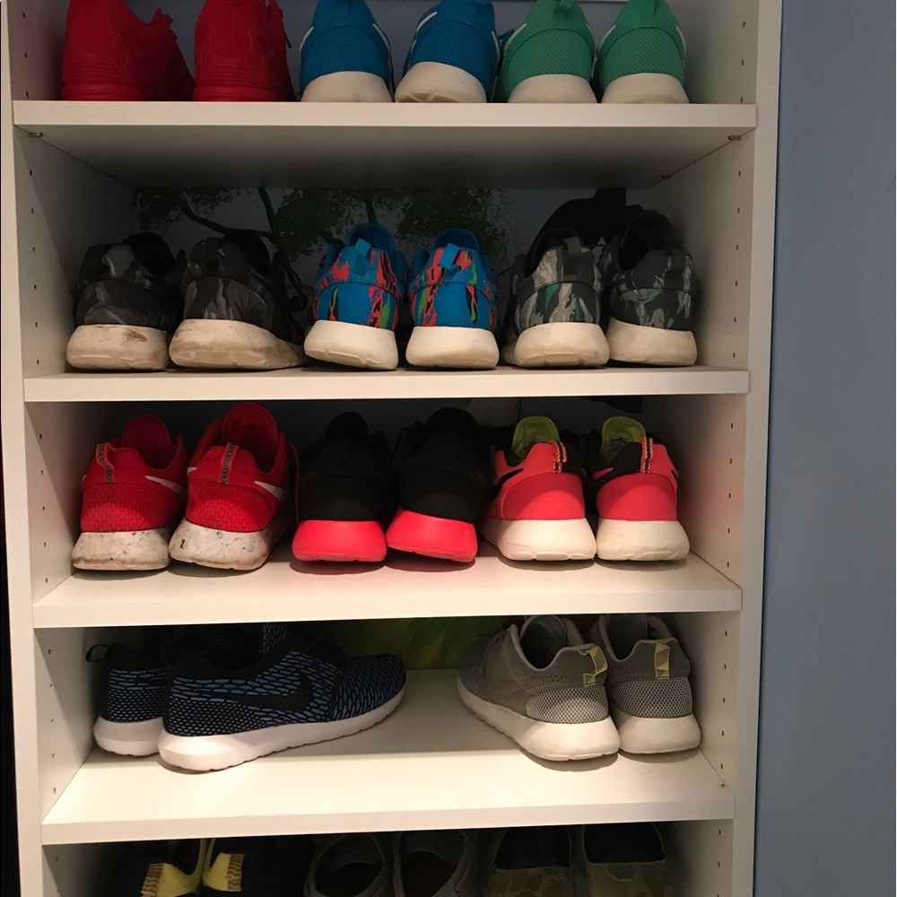 Nike roshe size 9.5 and 9 condition range 7-9/10