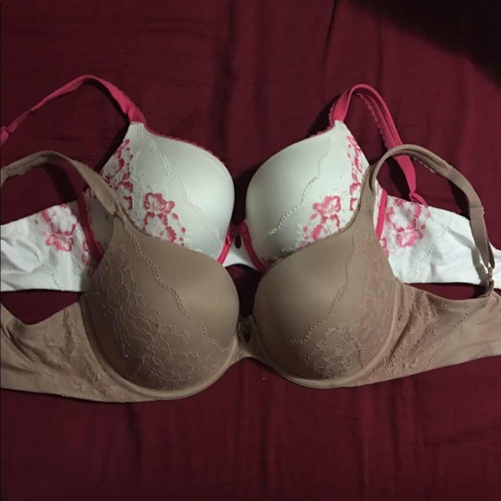 NWOT Body by Victoria Victoria Secret push up bras