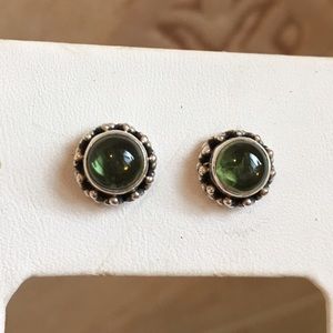 🌟SALE🌟Silpada Peridot earrings