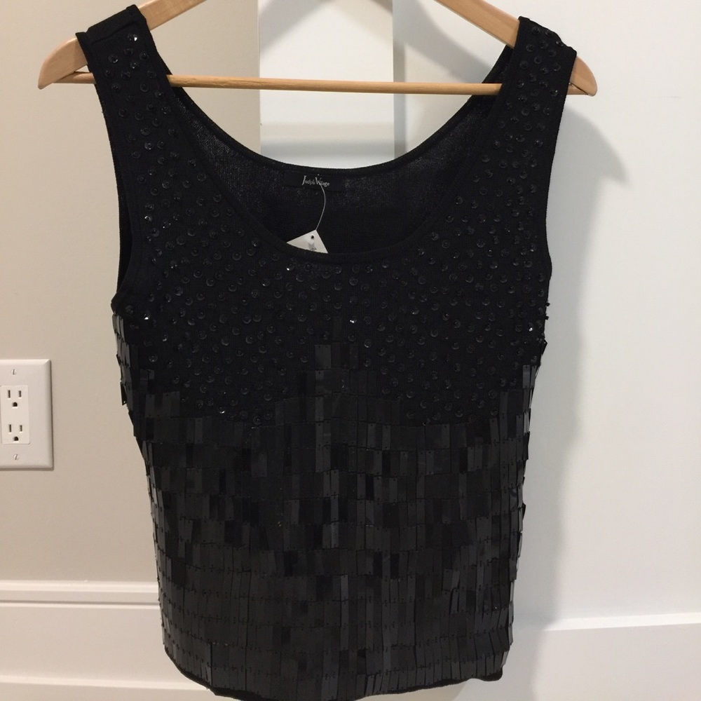 NWT Judy's Village Sequins tank top. MEDIUM