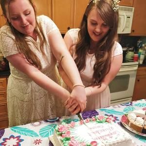 Meet your Posher, Alexandra