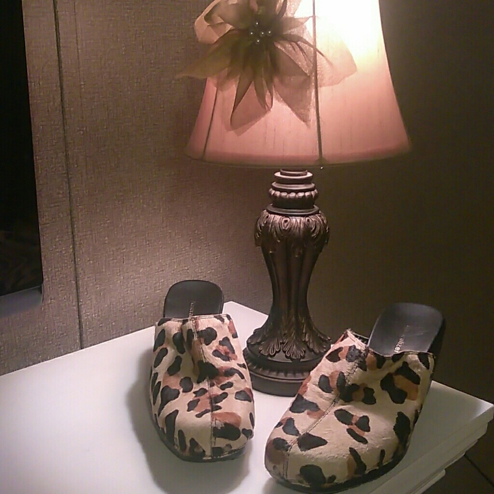 Cheetah print shoes