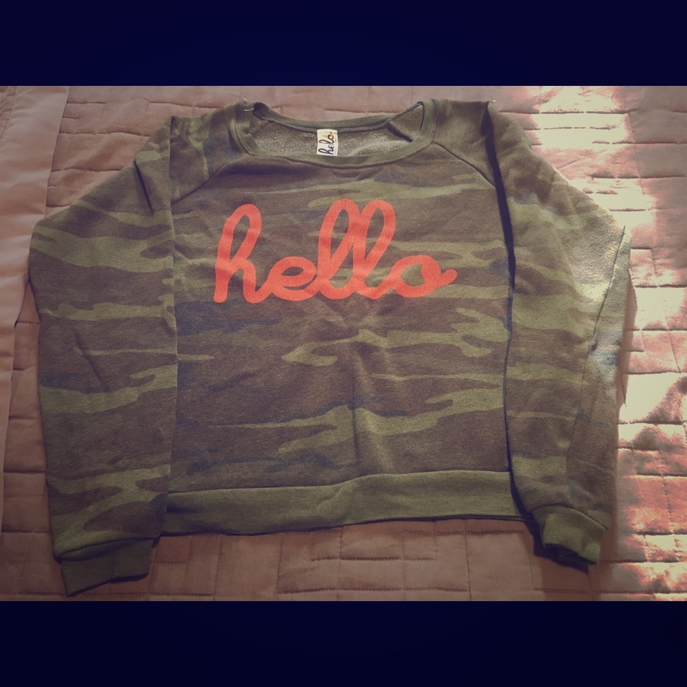 Camo sweatshirt