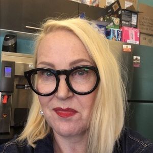 Meet your Posher, Mari