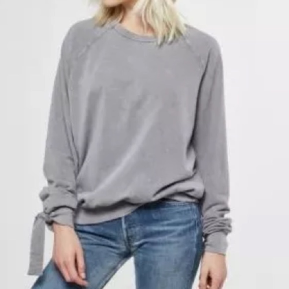 ⭐️LAST CHANCE⭐️ PROJECT SOCIAL T jess sweatshirt