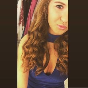 Meet your Posher, Valerie