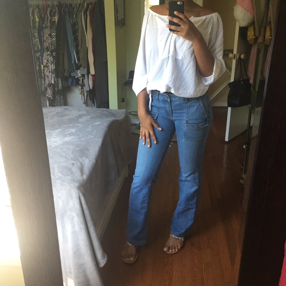 LIGHT BLUE BOOT CUT BANANA REPUBLIC JEANS