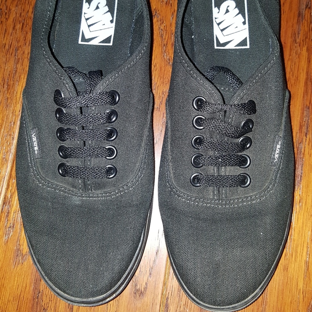 Lo pro vans size 8