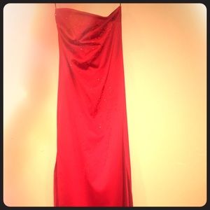 Strapless long red dress